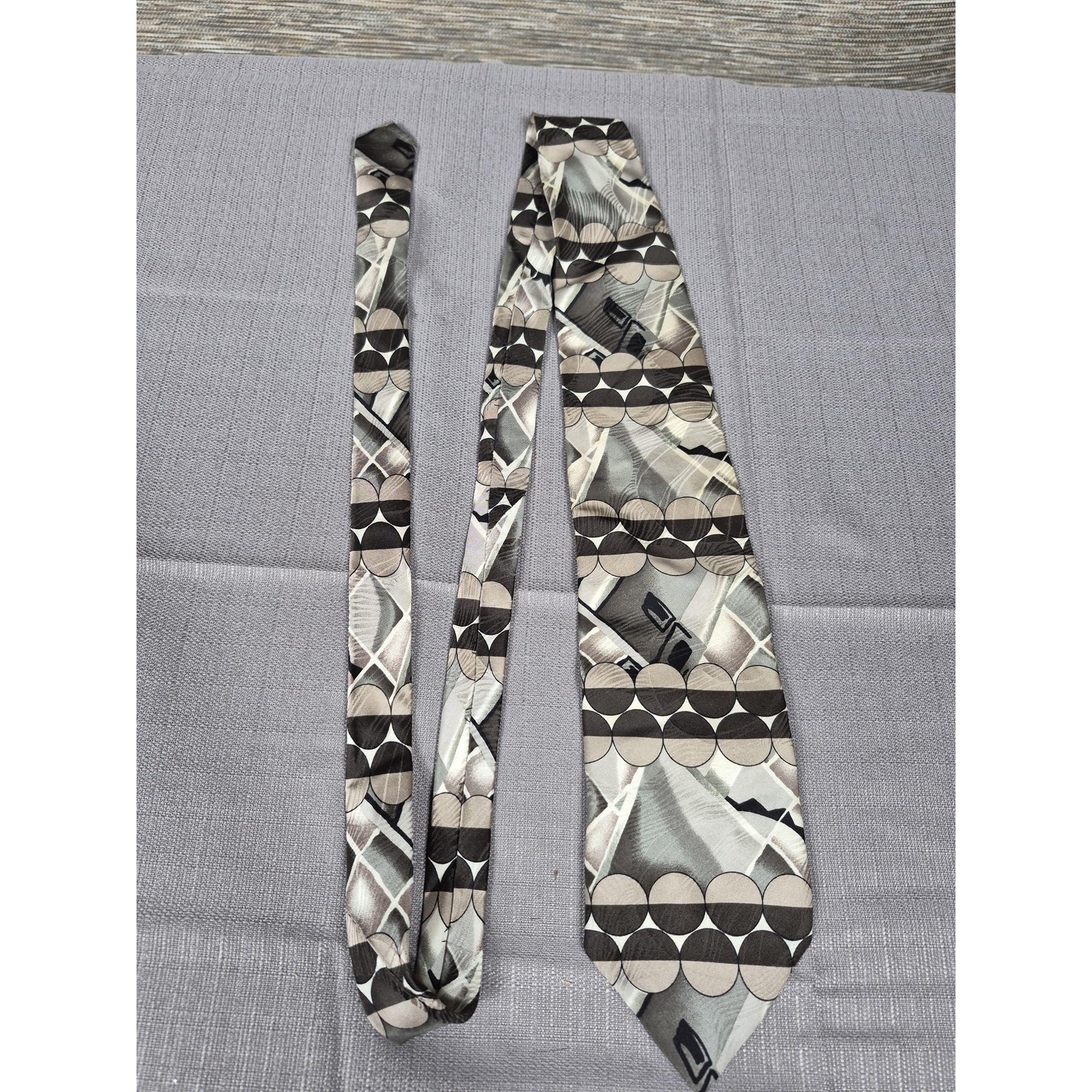 Geometric Abstract Circle Print Tie Mens Gray Classic Pointed Necktie One Size
